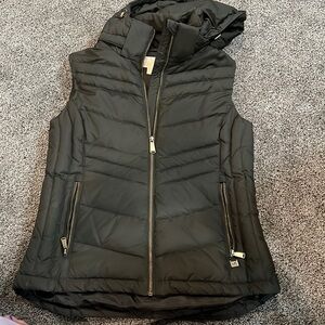 Michael kors puffy vest